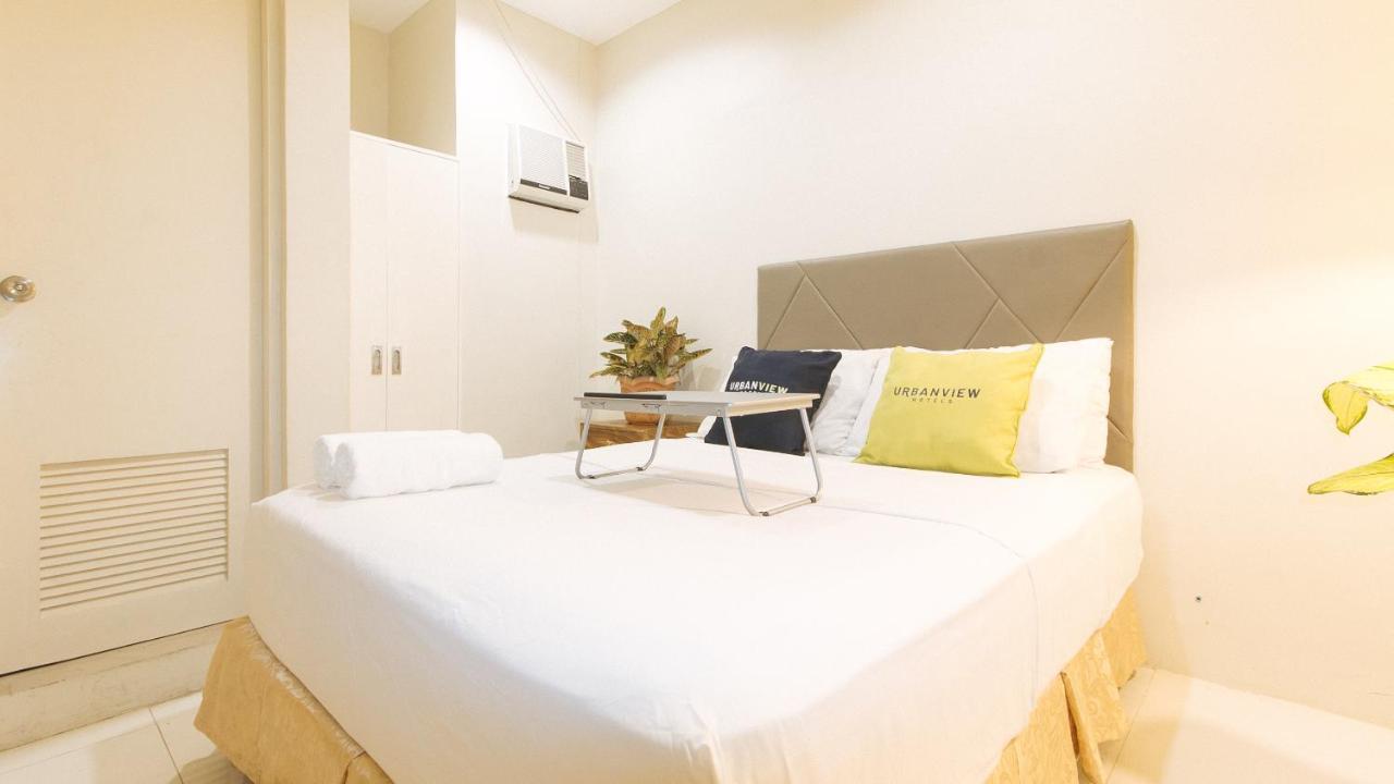 Urbanview At Lacson Street Bacolod City By Reddoorz Εξωτερικό φωτογραφία