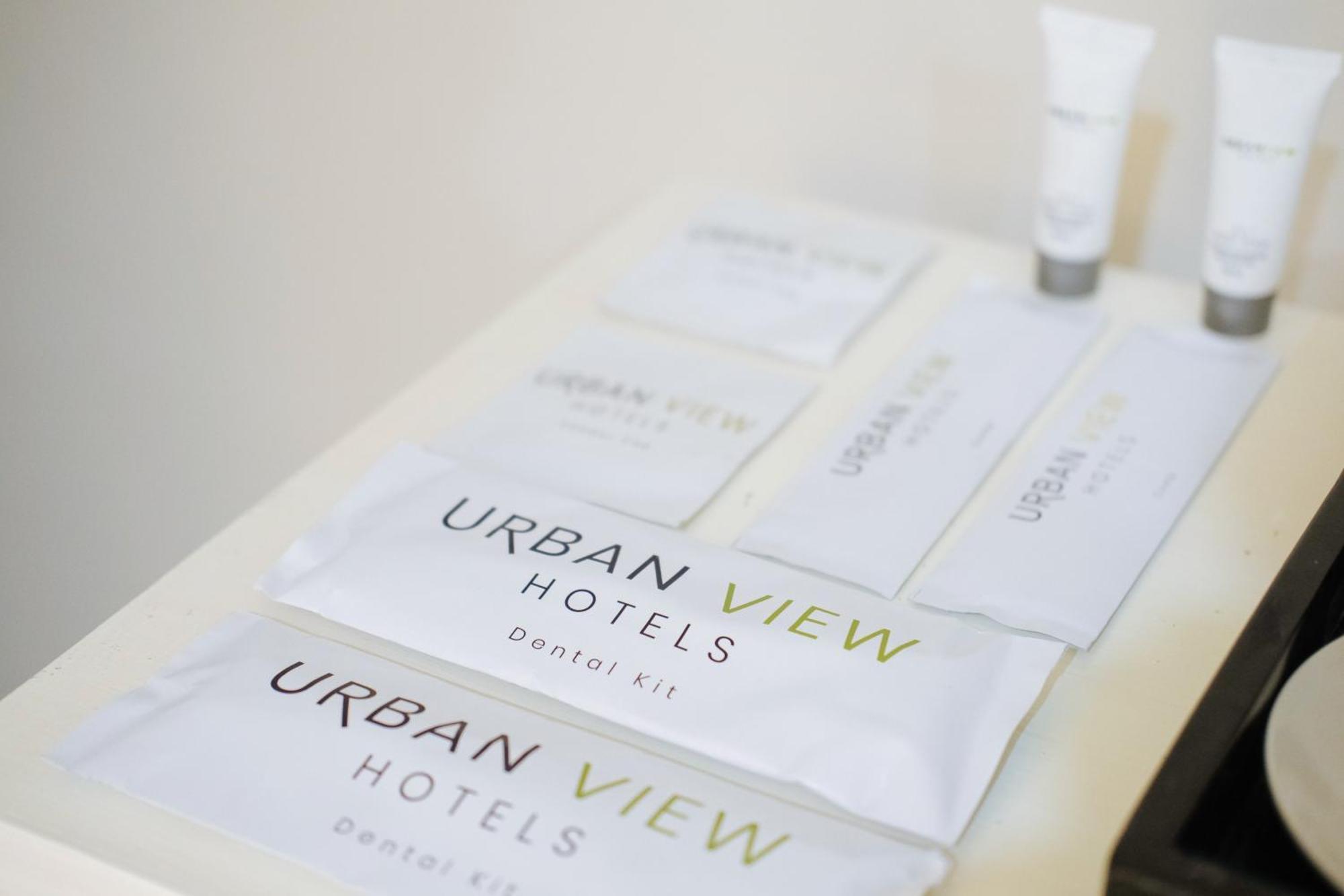 Urbanview At Lacson Street Bacolod City By Reddoorz Δωμάτιο φωτογραφία